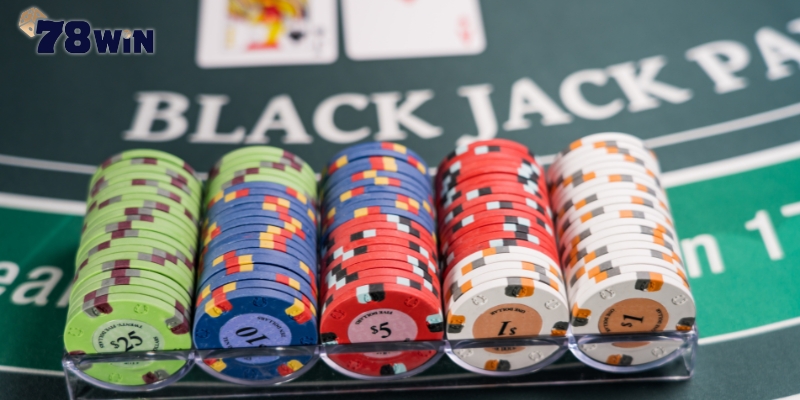 Học thuộc những thuật ngữ trong game Blackjack 3 Hand